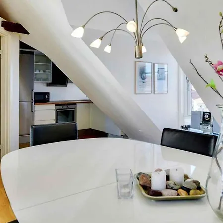 Apartment Penthouse In With Private Sun Terrace *